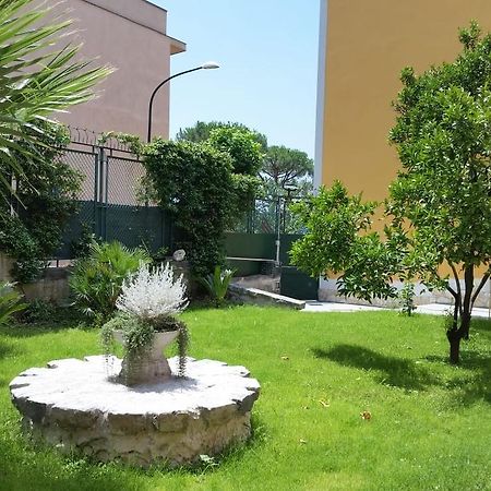 Vesuvius Gardens - Fagianeria Borbonica Relais Bed and Breakfast Ercolano Eksteriør billede